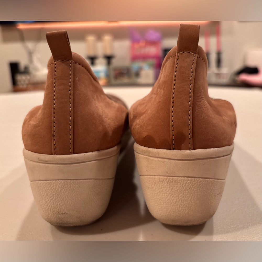 Vionic | ladies Jacey wedge slip on shoes. Size: 8 - Picture 5 of 12